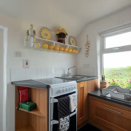 Holiday home Yellow Cottage, Doolin *