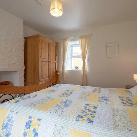 Holiday home Yellow Cottage, Doolin *