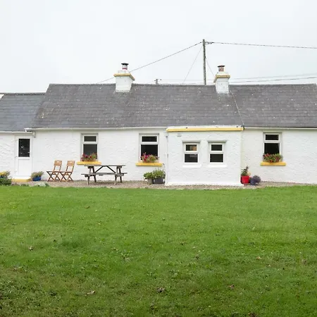 Nyaraló Yellow Cottage, Doolin