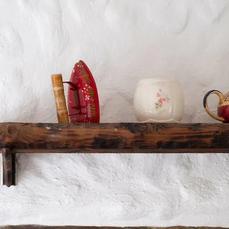 Yellow Cottage, Doolin Holiday home *