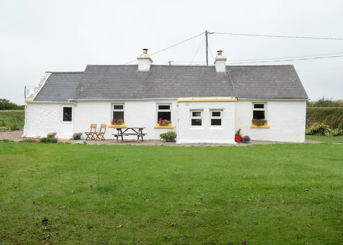 別荘 Yellow Cottage, Doolin