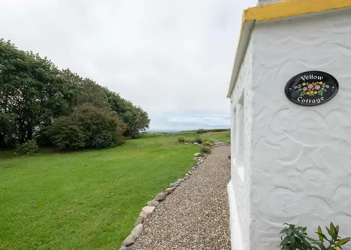 Yellow Cottage, Doolin * Knockfin Cross Roads